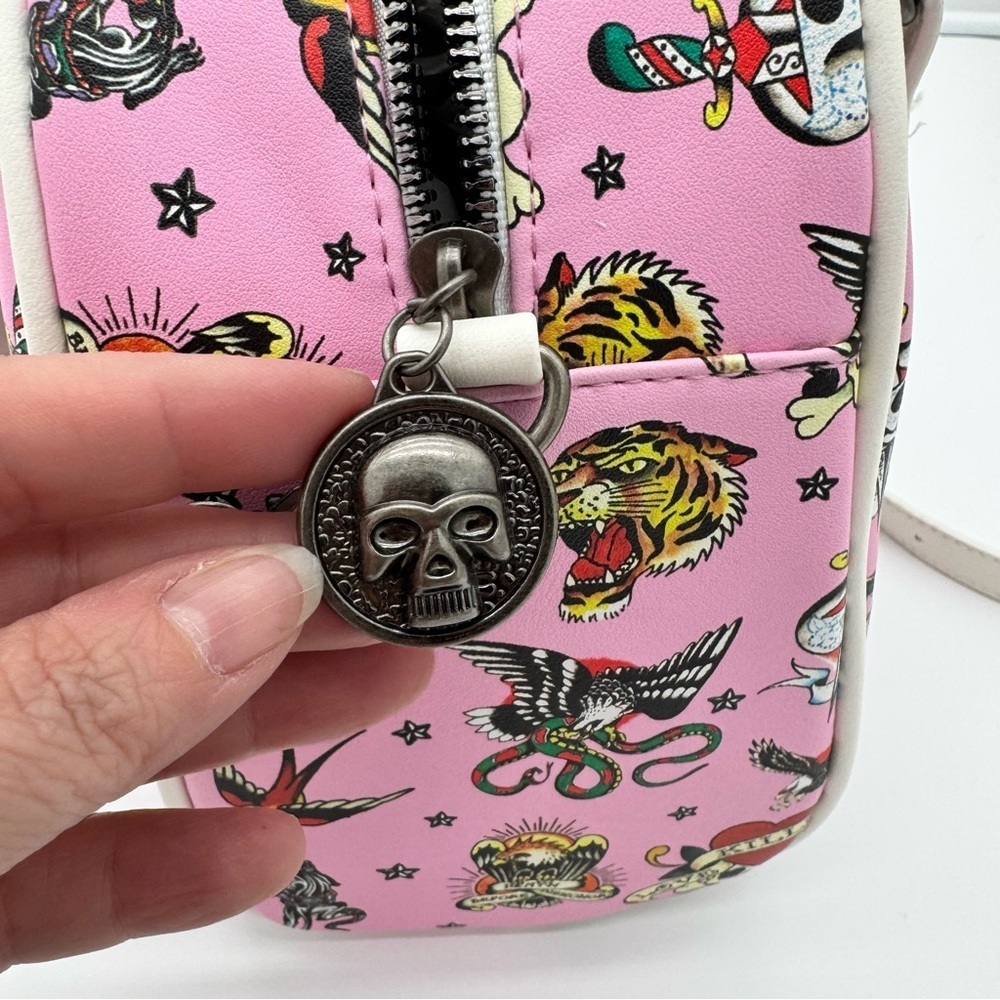 Ed Hardy Tattoo Women’s Skull & Roses Print Pink WeekenderCrossbodyShoulder Bag - Picture 5 of 13